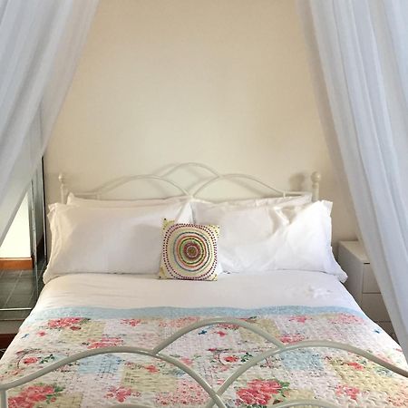 Pew With A View - Seafront Cottages Sandhaven Phòng bức ảnh